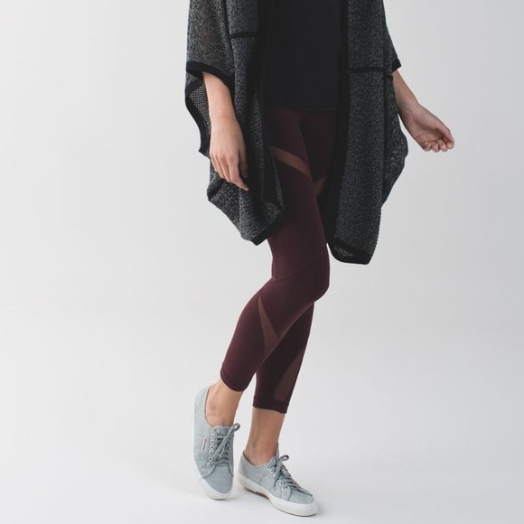 LULULEMON red high times pant wrap mesh - Picture 4 of 9